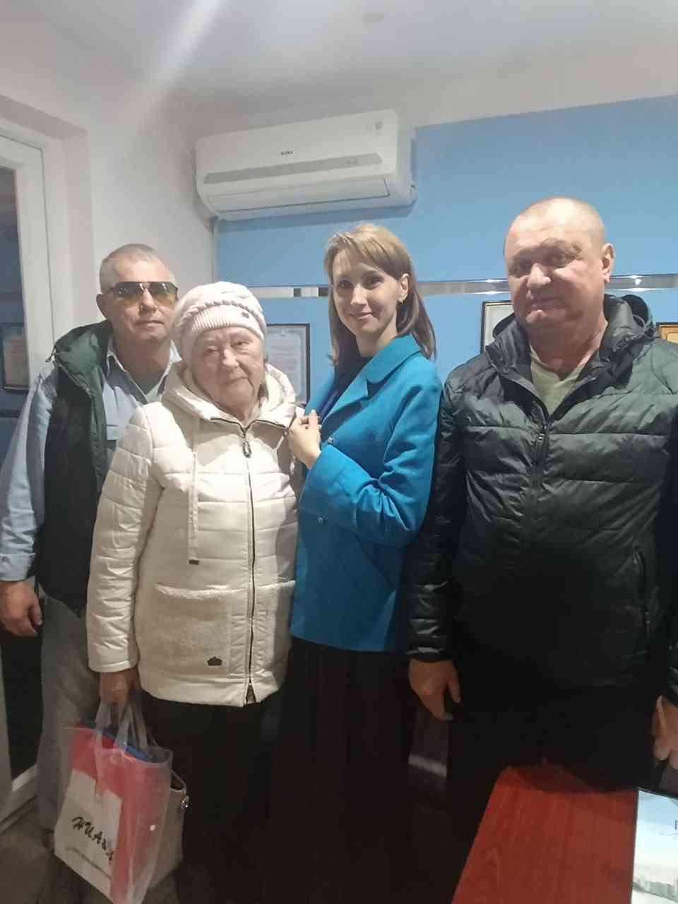 № 2804. Выражаю огромную благодарность самой внимательной, отзывчивой сотруднице Ларионовой Валентине